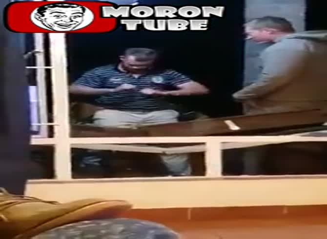 Video :He leaps out the window for fun while intoxicated